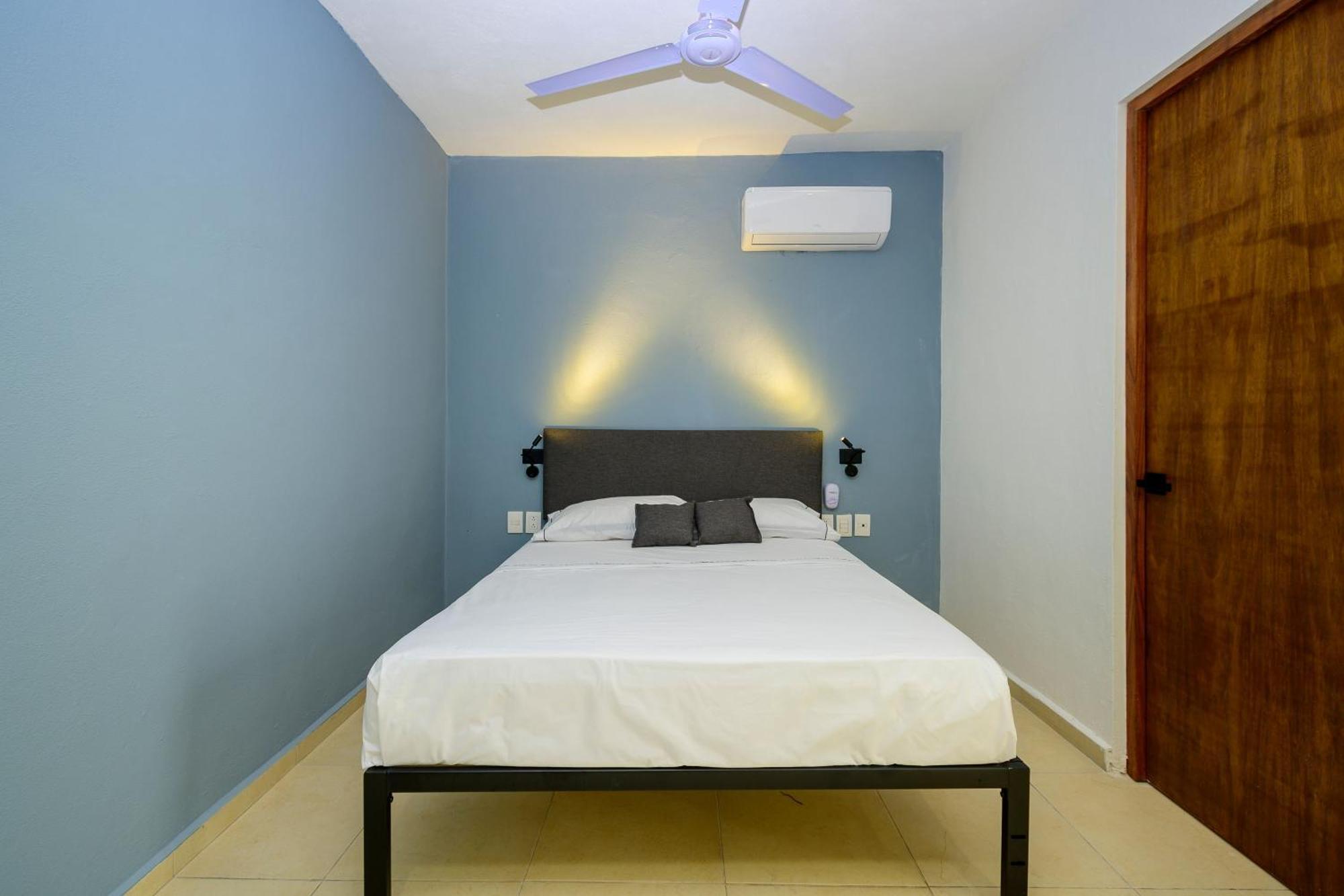 Hotel Paso Del Mar Playa Del Carmen Buitenkant foto