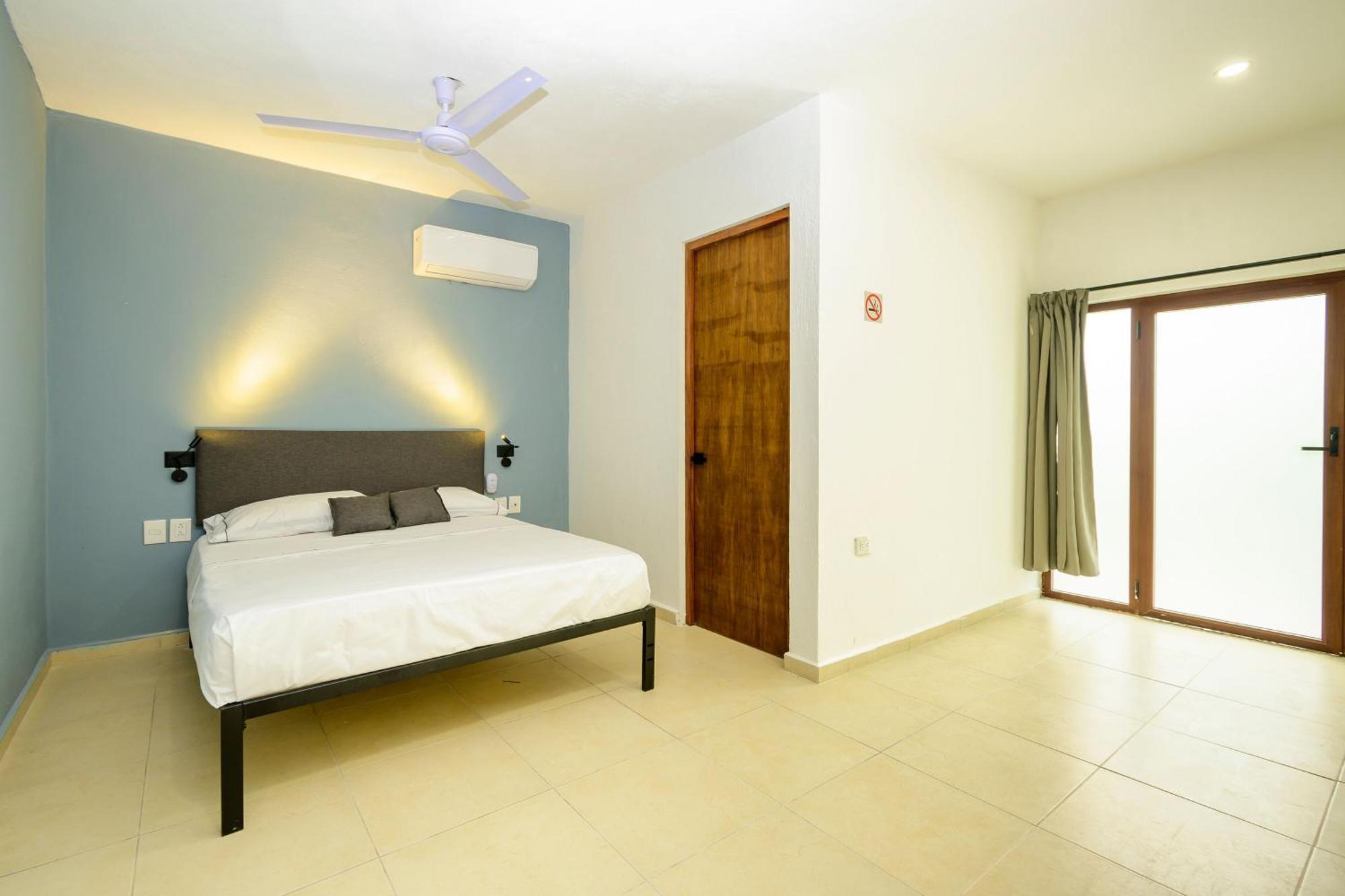 Hotel Paso Del Mar Playa Del Carmen Buitenkant foto